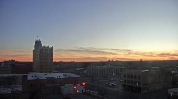 Weather camera view of KSAL Radio - Salina city.