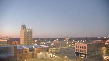 Weather camera view of KSAL Radio - Salina city.