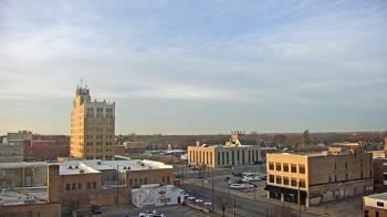 Weather camera view of KSAL Radio - Salina city.