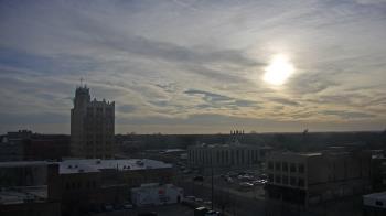 Weather camera view of KSAL Radio - Salina city.