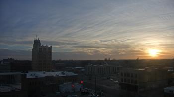 Weather camera view of KSAL Radio - Salina city.