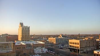 Weather camera view of KSAL Radio - Salina city.