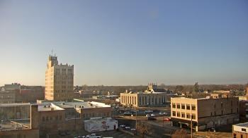 Weather camera view of KSAL Radio - Salina city.