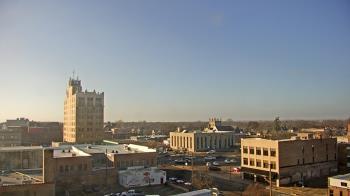 Weather camera view of KSAL Radio - Salina city.