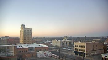 Weather camera view of KSAL Radio - Salina city.