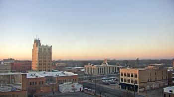 Weather camera view of KSAL Radio - Salina city.