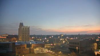 Weather camera view of KSAL Radio - Salina city.