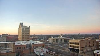 Weather camera view of KSAL Radio - Salina city.