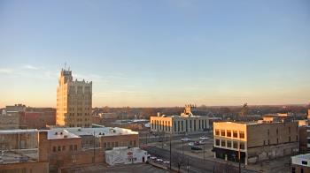 Weather camera view of KSAL Radio - Salina city.