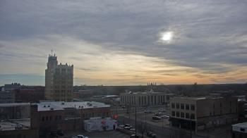 Weather camera view of KSAL Radio - Salina city.