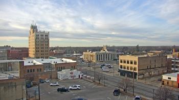 Weather camera view of KSAL Radio - Salina city.