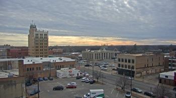 Weather camera view of KSAL Radio - Salina city.