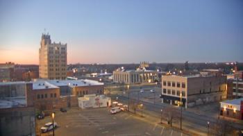 Weather camera view of KSAL Radio - Salina city.