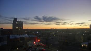 Weather camera view of KSAL Radio - Salina city.