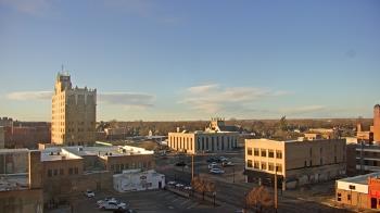 Weather camera view of KSAL Radio - Salina city.