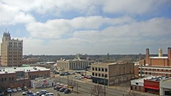Weather camera view of KSAL Radio - Salina city.