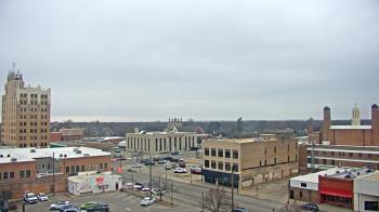 Weather camera view of KSAL Radio - Salina city.