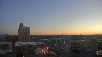 Weather camera view of KSAL Radio - Salina city.