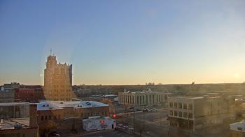 Weather camera view of KSAL Radio - Salina city.