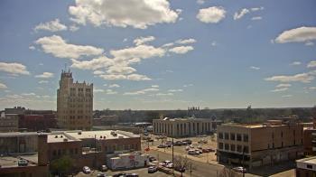 Weather camera view of KSAL Radio - Salina city.