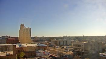 Weather camera view of KSAL Radio - Salina city.