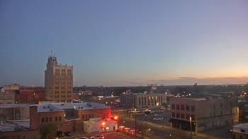 Weather camera view of KSAL Radio - Salina city.