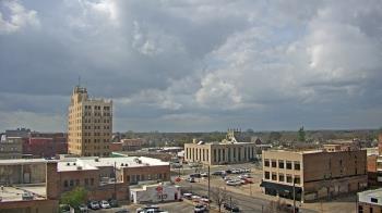 Weather camera view of KSAL Radio - Salina city.