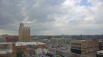 Weather camera view of KSAL Radio - Salina city.