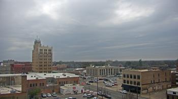 Weather camera view of KSAL Radio - Salina city.