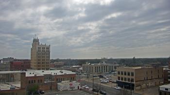 Weather camera view of KSAL Radio - Salina city.