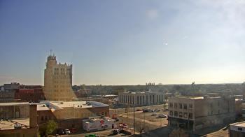 Weather camera view of KSAL Radio - Salina city.