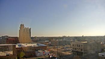 Weather camera view of KSAL Radio - Salina city.
