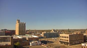 Weather camera view of KSAL Radio - Salina city.