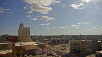 Weather camera view of KSAL Radio - Salina city.