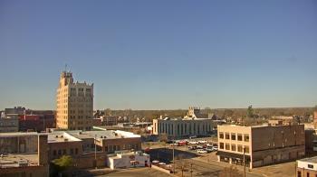 Weather camera view of KSAL Radio - Salina city.