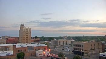 Weather camera view of KSAL Radio - Salina city.