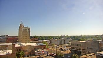 Weather camera view of KSAL Radio - Salina city.