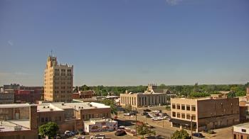 Weather camera view of KSAL Radio - Salina city.