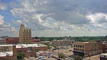 Weather camera view of KSAL Radio - Salina city.