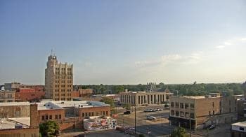Weather camera view of KSAL Radio - Salina city.