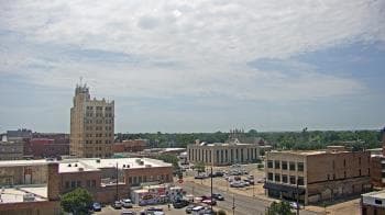 Weather camera view of KSAL Radio - Salina city.