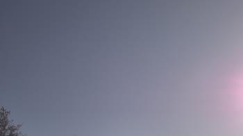 Weather camera view of The Lamplighter School.