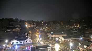 Weather camera view of Russell County Courthouse.