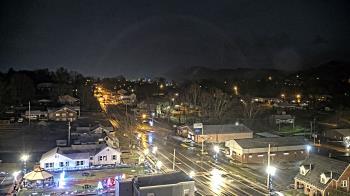 Weather camera view of Russell County Courthouse.