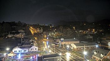 Weather camera view of Russell County Courthouse.