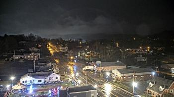 Weather camera view of Russell County Courthouse.