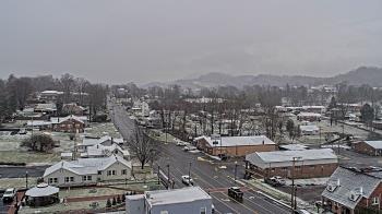 Weather camera view of Russell County Courthouse.
