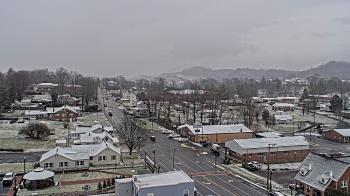 Weather camera view of Russell County Courthouse.