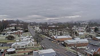 Weather camera view of Russell County Courthouse.