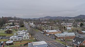 Weather camera view of Russell County Courthouse.
